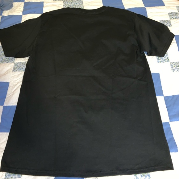 Breast cancer awareness t shirt - Picture 2 of 3